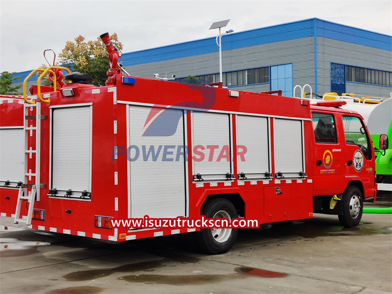 isuzu fire truck