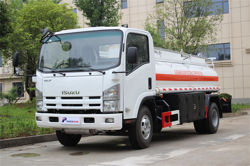 Isuzu 10 cbm diesel tank truck