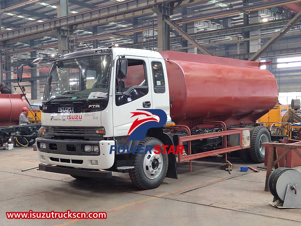 Isuzu Fuel truck