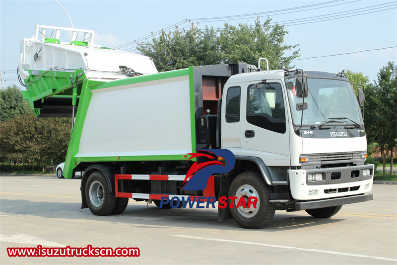 Algeria Isuzu FTR garbage compactor truck