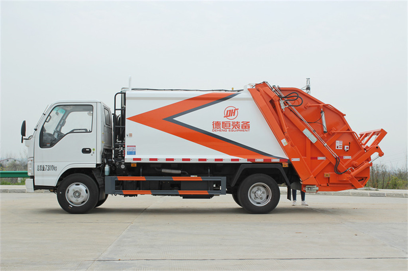 Isuzu NKR refuse compactor truck