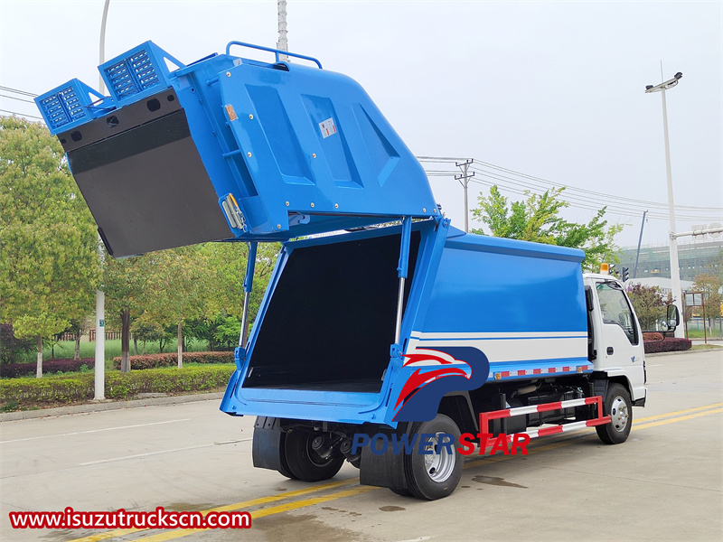 isuzu NKR rear loader