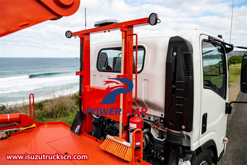 Isuzu 6cbm swing arm loader truck