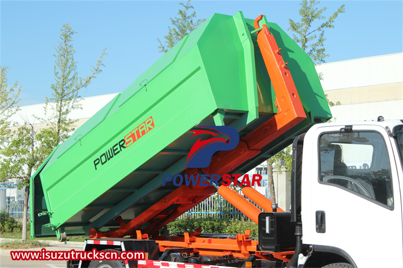 Isuzu GIGA hook lifting refuse truck