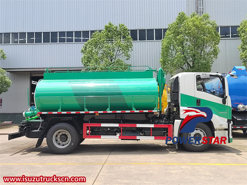 Isuzu GIGA 4x2 sewage suction truck