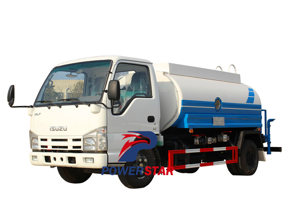 Isuzu 100P water tanker truck