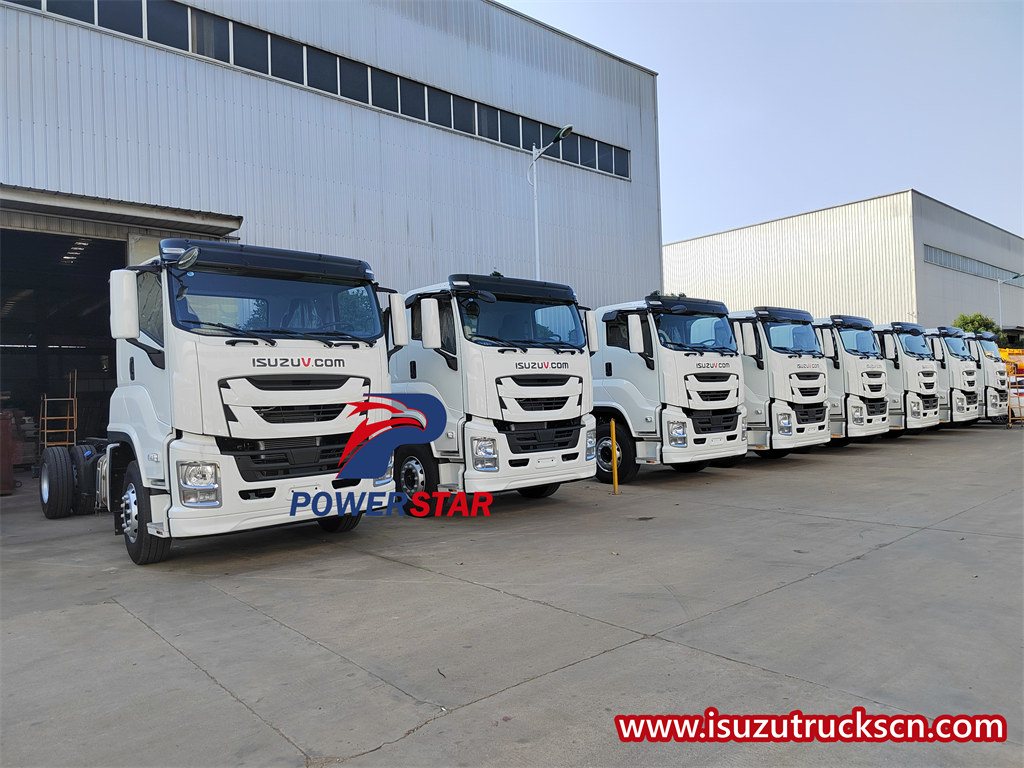 Isuzu GIGA 5X truck chassis 240HP