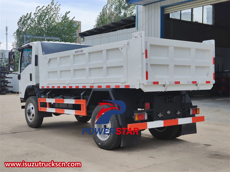 Isuzu 4x4 700P waste dump truck