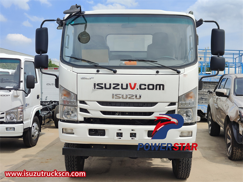 Isuzu 700P 4WD tipper