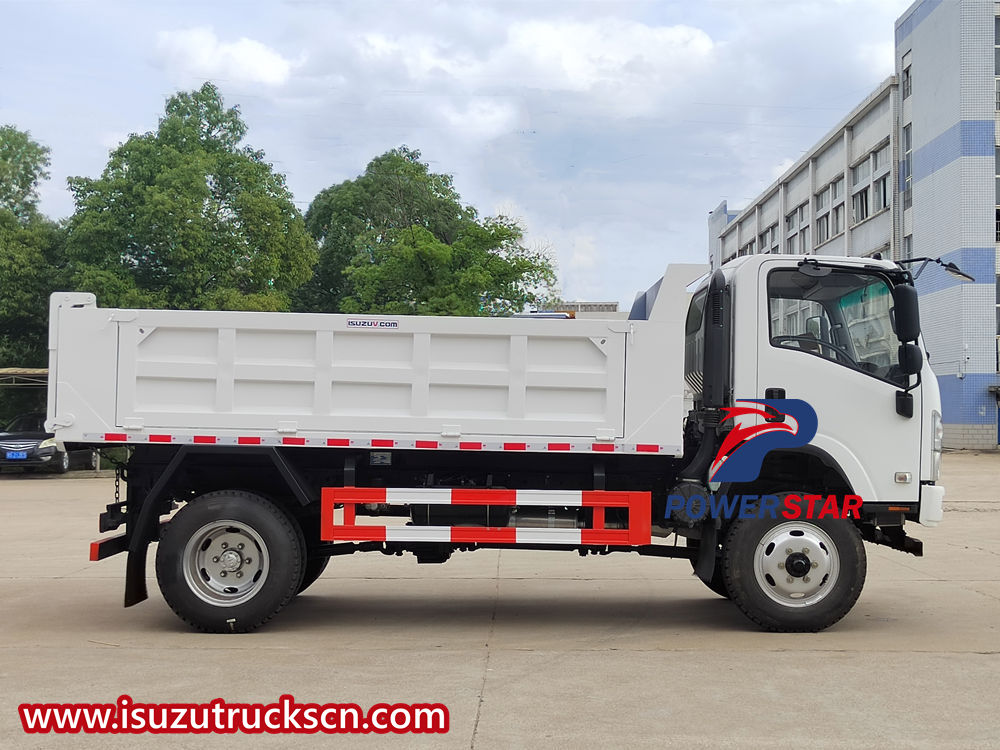 Isuzu tipper truck