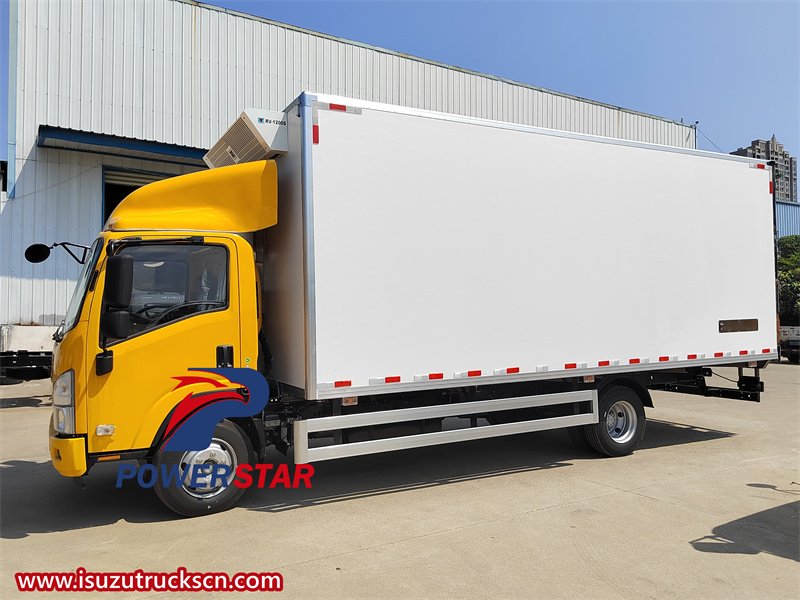 Isuzu 700P 10tons freezer truck