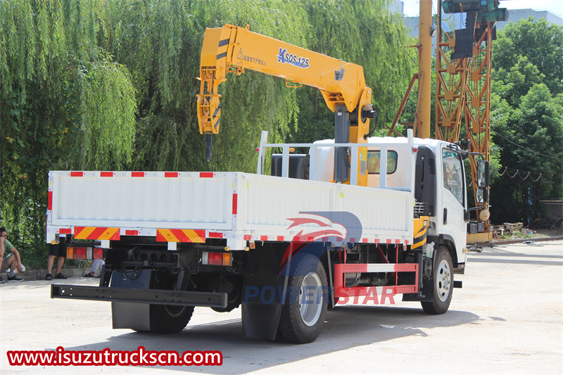 ISUZU 5tons telescopic boom crane truck