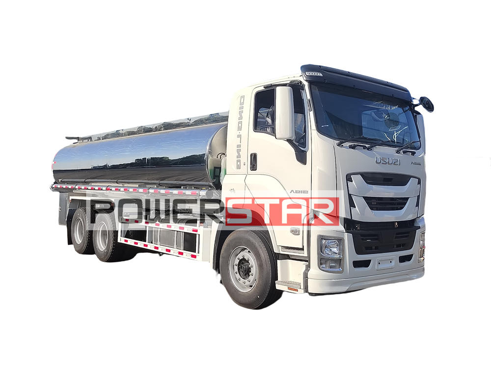 Isuzu potable drinking water truck