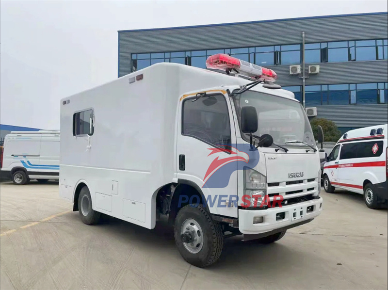 ISUZU NPR 4x4 amblunce