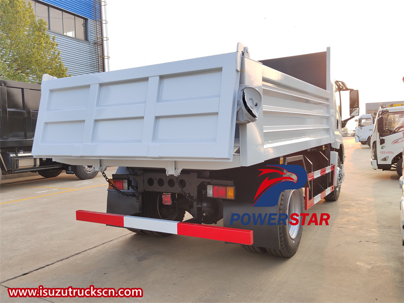 Isuzu GIGA tipper lorry truck