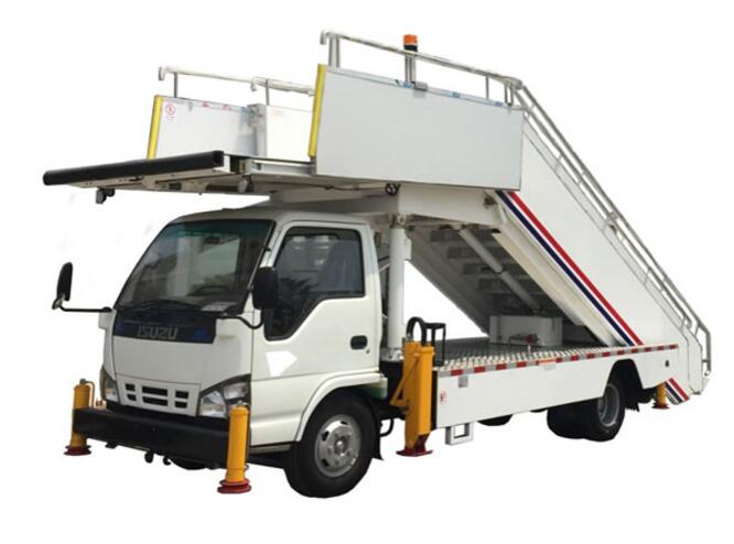 Isuzu 4KH1 engine airport passenger stair truck