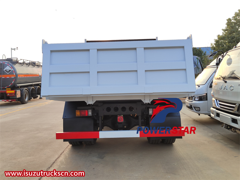 Isuzu middle lifting dump truck