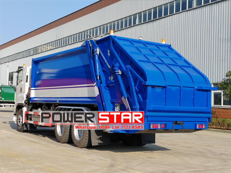 Isuzu GIGA 20cbm refuse rear loader 