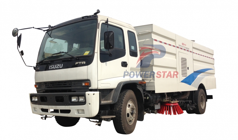 Road street sweeping vehicle made by powerstar trucks