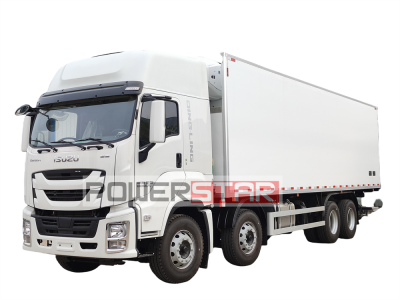 Isuzu giga 8x4 refrigerated box truck