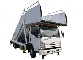 Isuzu brand Electric boarding passenger stair for aircraft